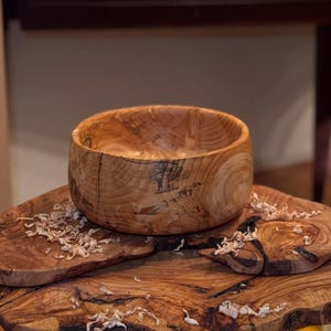 Wooden bowl/wooden bowl made of fir wood (diameter 22 cm)