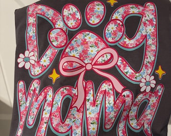 Camiseta floral Comfort Colors para mamás perritas