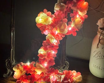 Letter L floral wall hanging nightlight