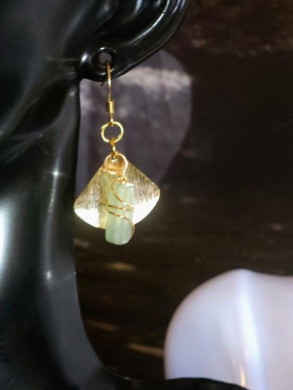 Boucles D'oreilles Pendantes Feuille Avec Aventurine - Plaqué Or 18 Carats - Neuf Avec étiquettes - Bijouxia