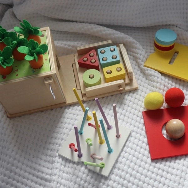 Montessorispielzeug Motorikwürfel 5in1 Spielzeug 5in1 Würfel Montessori Holzspielzeug personalisierbar