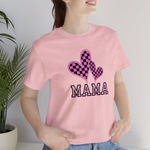Camiseta retro a cuadros, personalizable, camiseta Varsity Letter Mom Crewneck, camiseta clásica de manga corta de mamá, camisa de mamá de moda, camisa del Día de la Madre