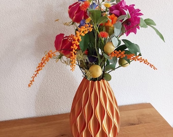 3D Printed Color Changing Sine Vase: Modern Home Decor