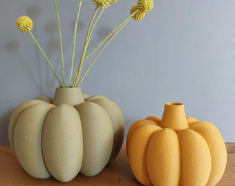 Pumpkin Vase – 3D Printed Decorative Vase – Autumn Inspired Home Decor – Wooden Look or Matte Finish – 15cm & 20cm