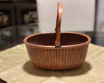Fine Antique Oval Nantucket Lightship Basket