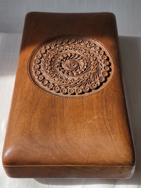 9" Vintage Wooden Carved Jewelry or Ornament Box,… - image 5