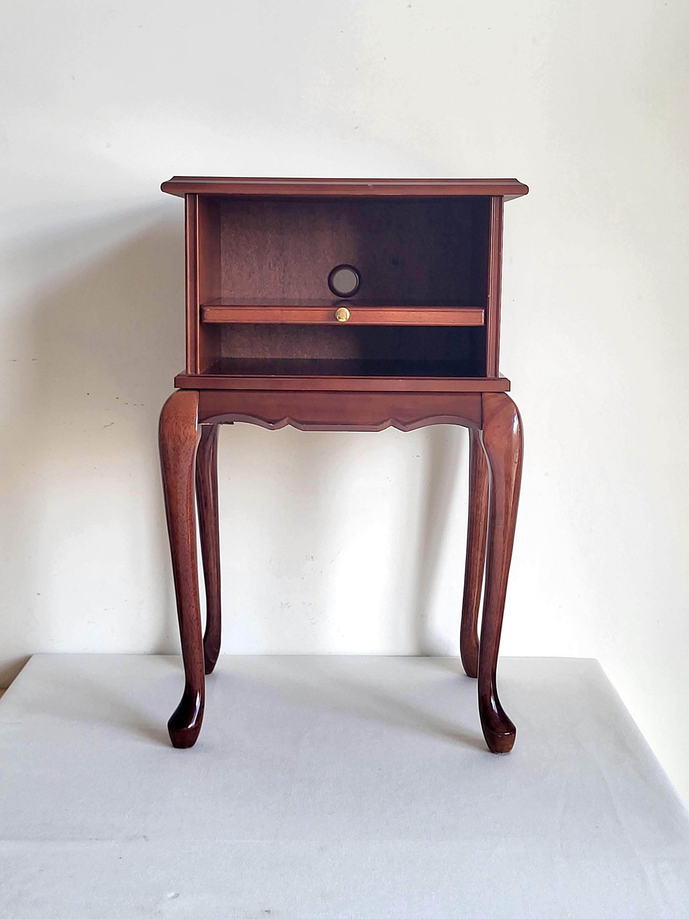 Vintage Bombay Table - Etsy Vintage Bombay Table - Etsy