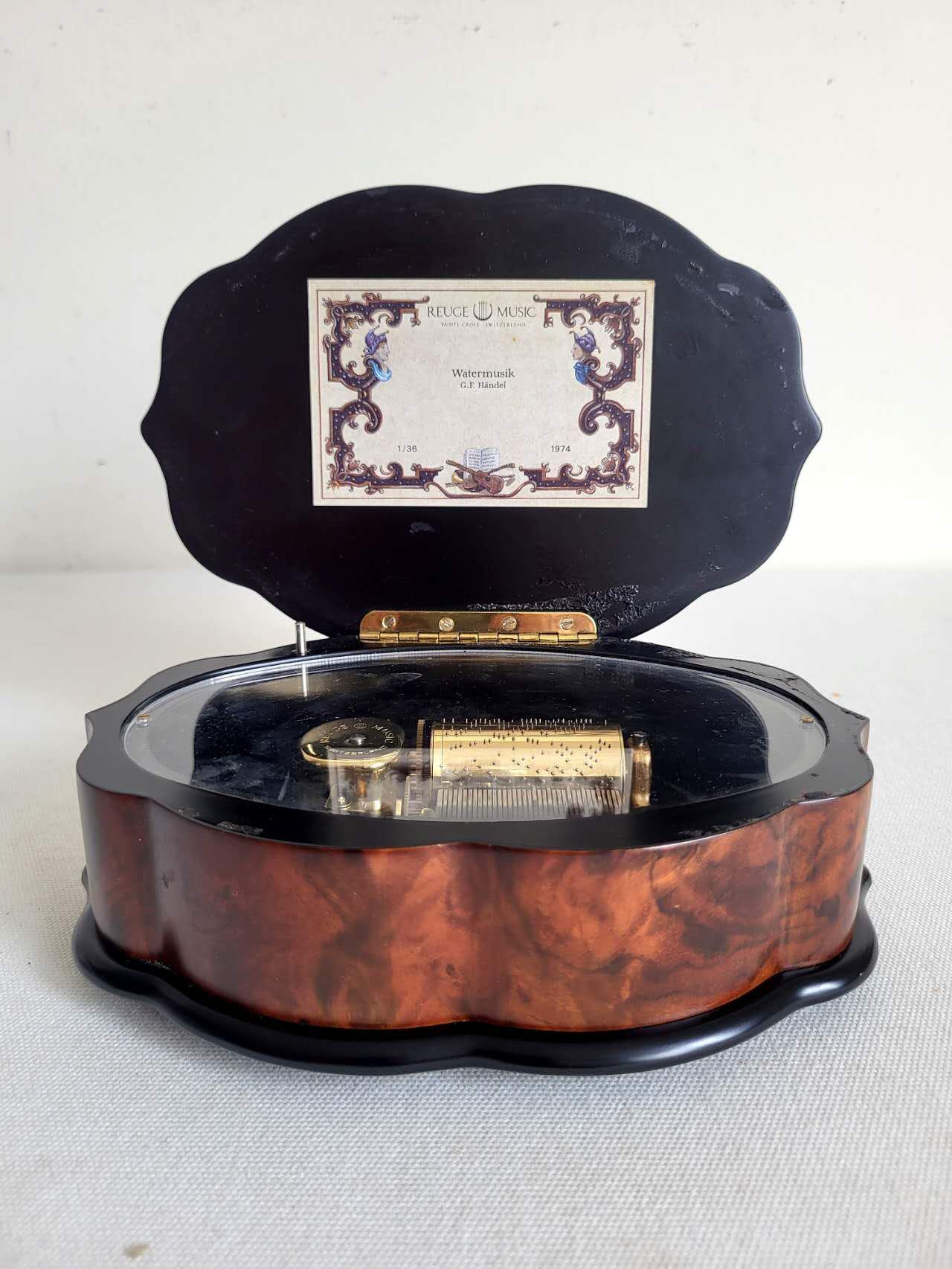 Reuge Glass Music Box - Etsy