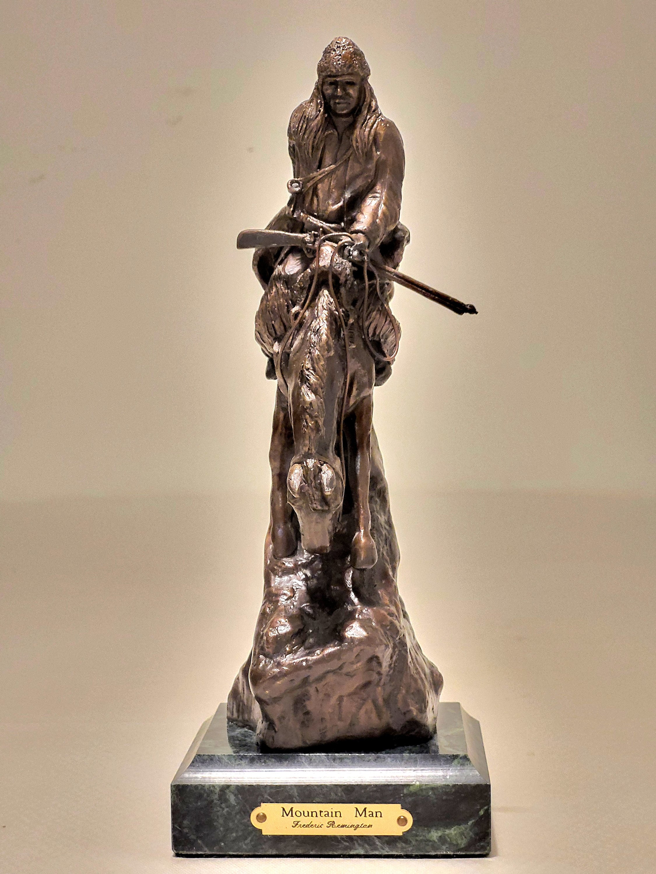 Frederic Remington 　マウンテンマン　ブロンズ像　幅36㎝ Frederic Remington bronze sculpture | Mountain Man (After)