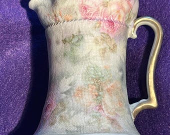 Royal Bayreuth porcelain creamer early 1900s Rose tapestry design in very good condition