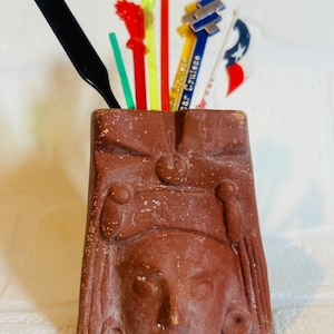 Tiki Travel Bar Swizzle Stick holder circa 1960s with eight assorted swizzle sticks, great add for any Tiki bar or Travel bar.