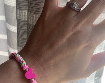 Pulsera de Mickey con cuentas Heishi, brillante y colorida