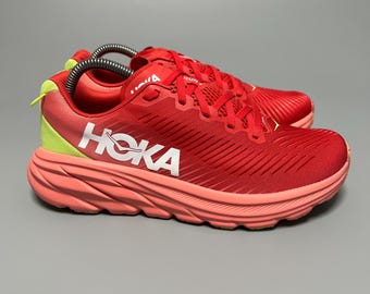 Chaussures de course et de marche Hoka One One Rincon 3, pointure US 7B, référence 1119396 CRSCR « Cerise/Corail »