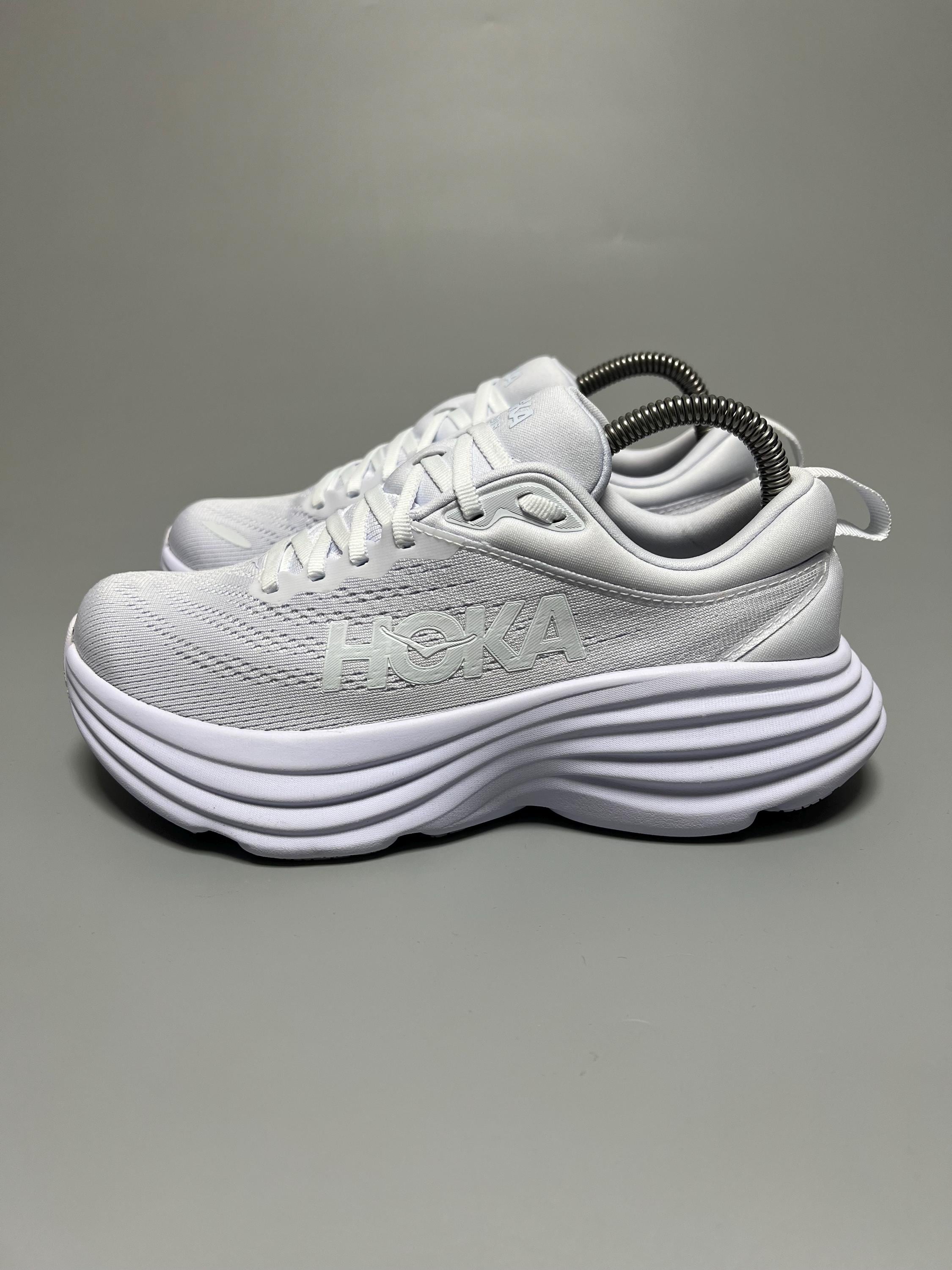 Zapatillas de running, caminar y gimnasio Hoka One One Bondi 8 1127954 WWH