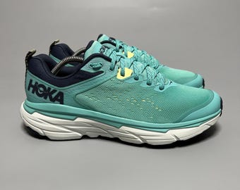 US 9.5B Hoka One One Challenger ATR 6 Trail Running Shoes 1106512 COBB ‘Cascade/Ombre Blue’