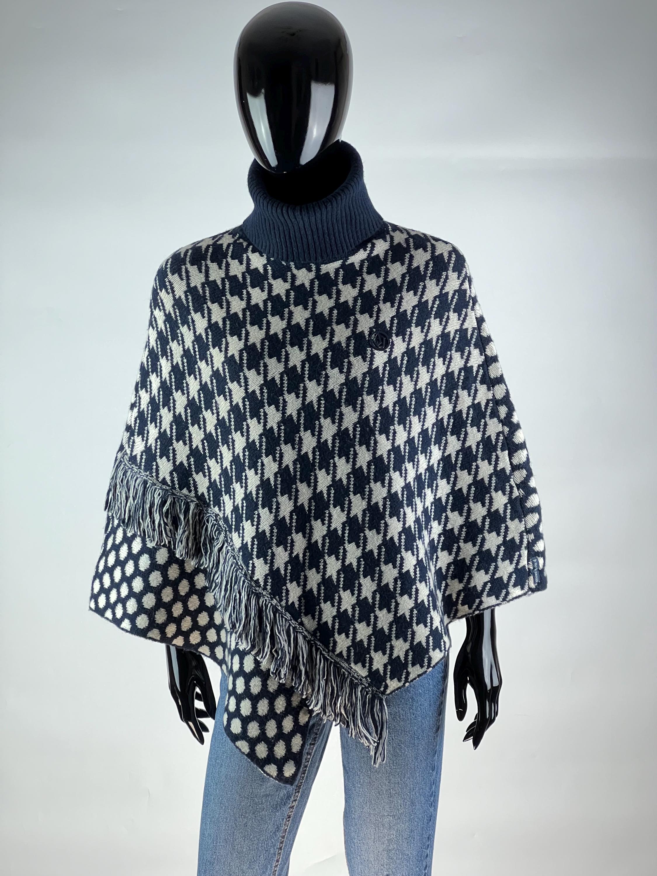 Armani Jeans Wool Fringe Turtleneck Poncho Cape Size M Oversized