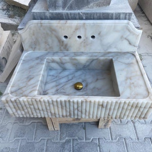 Calacatta Viola Marble Floating Sink: Wall Mounted Vanity