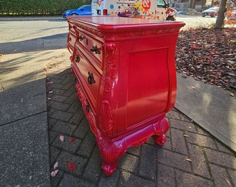 Custom Automotive Metallic Vanities