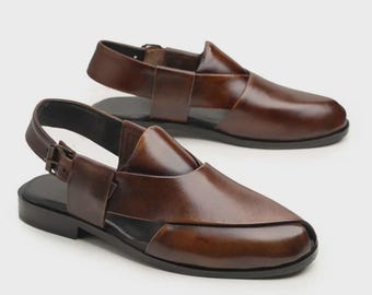 Sandali Peshawari in pelle fatti a mano: stile pakistano marrone