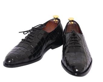 Handgemaakte zwartleren oxfordschoenen • Croc-reliëf, Italiaanse stijl