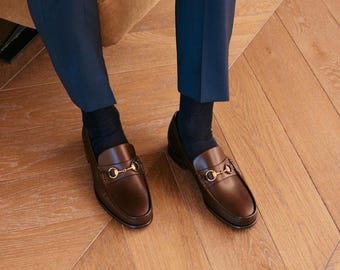 Handgemaakte bruinleren Horsebit-loafers: luxe geklede herenschoenen