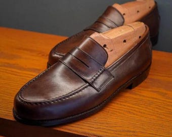 Handgemaakte bruine leren loafers voor heren – Penny instappers | Formele schoenen