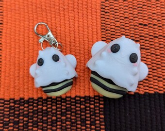 Boo-tiful Bee 3D Printed Articulated Figure: Halloween Bumble Boo-Bee Keychain, Ghost