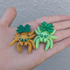 Mini Shamrock Spider 3D Printed Articulated Figure: Good Luck, St Patrick&#39;s Day, Irish, Clover
