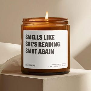 Gift for SMUT Book Reader, Romance Book Lover Gift, Reading Candle, Candle Gift, Bookworms Gift, Gift for Women, Book Gift for Her