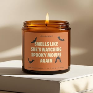 Smells Like She&#39;s Watching Spooky Movies Again, Halloween Candle, Fall Decor, Autumn Candle, Spooky Season, Halloween Decor, Horror Movie