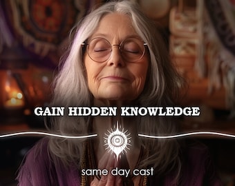 Può includere: Una donna con i capelli grigi e gli occhi chiusi siede con le mani giunte in preghiera. Il testo "GAIN HIDDEN KNOWLEDGE" è sopra di lei e "same day cast" è sotto di lei.