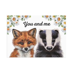 Toi et moi - Carte d'amour amitié renard et blaireau, grande carte-cadeau de voeux avec d'adorables bébés animaux, des fleurs blanches et des animaux en bois