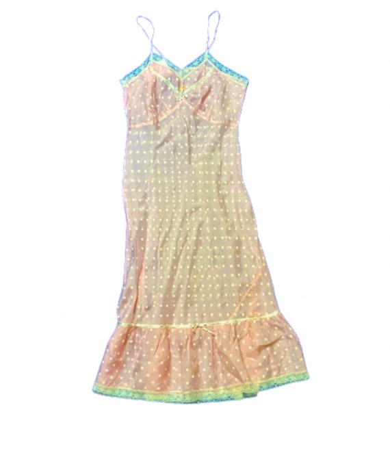 Vintage Red Polka Dot Women's Slip On Sneakers
