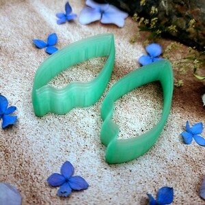 Flame Petal Polymer Clay Earring Cutter Pair #1 - 6 cm image 3