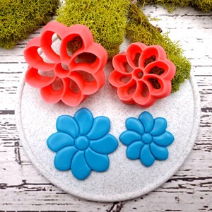 Flower Cutter #3 - Polymer Clay Cutters Plastic Cutters SweetyBijou Tools