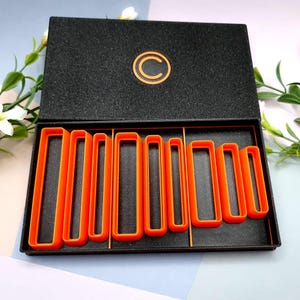 SweetyBijou Huggie Earrings 9 Cutters