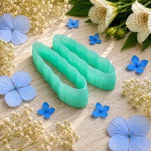 Emporte-pièces fins en pâte polymère en forme de pétale, paire n° 20 - 6 cm image 2
