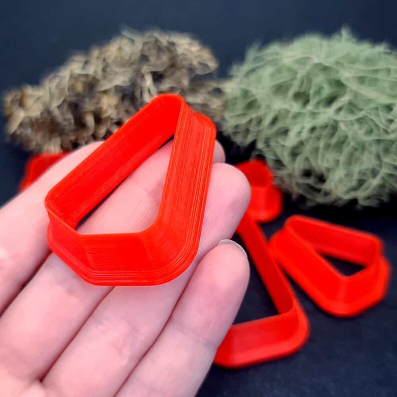 Sleek Triangle Clay Cutter Plastic Cutters SweetyBijou Tools