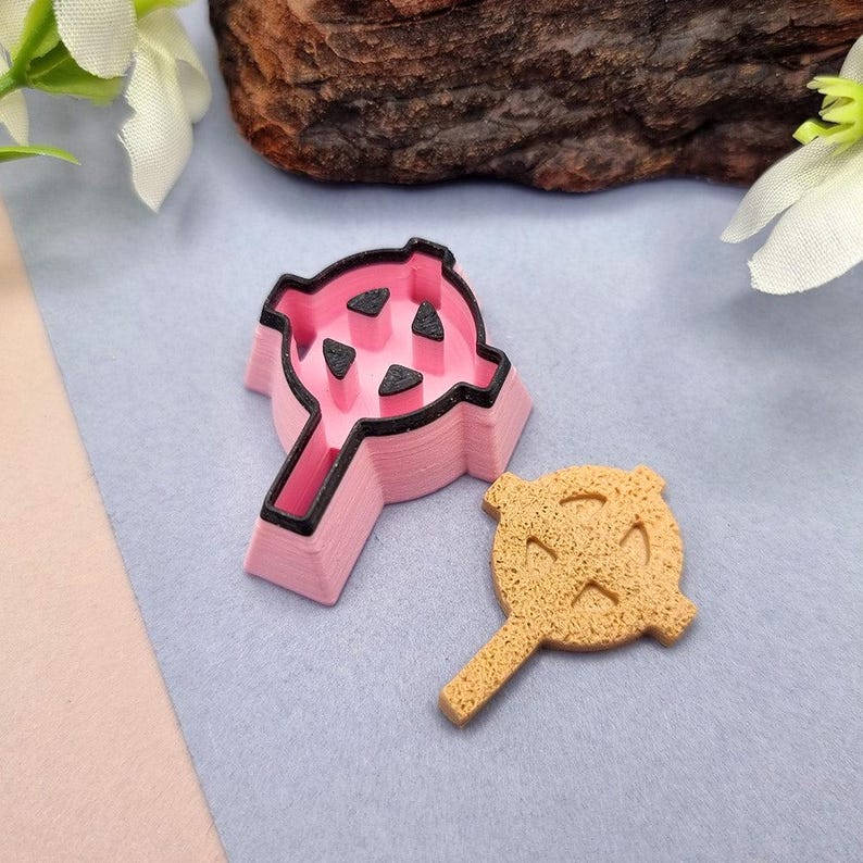 SweetyBijou Cross 2 | Halloween Clay Cutter