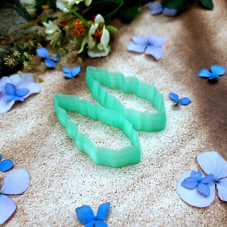 Ohrringausstecher aus Polymer Clay in Blattform, Paar Nr. 18 – 6 cm Bild 4