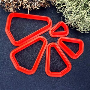 Sleek Triangle Clay Cutter Plastic Cutters SweetyBijou Tools