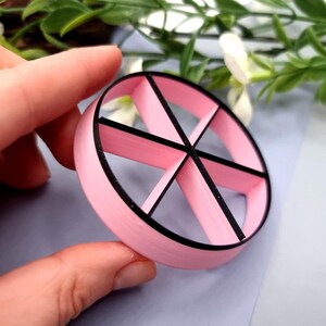 Pizza Cutter - 6 slices Plastic Cutters SweetyBijou Tools