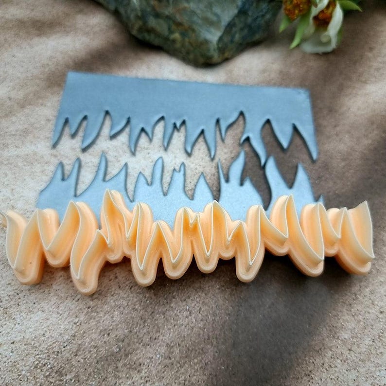 Flames #3 Clay Blade - 12 cm Patterned Edge for Polymer and Metal Clay image 2