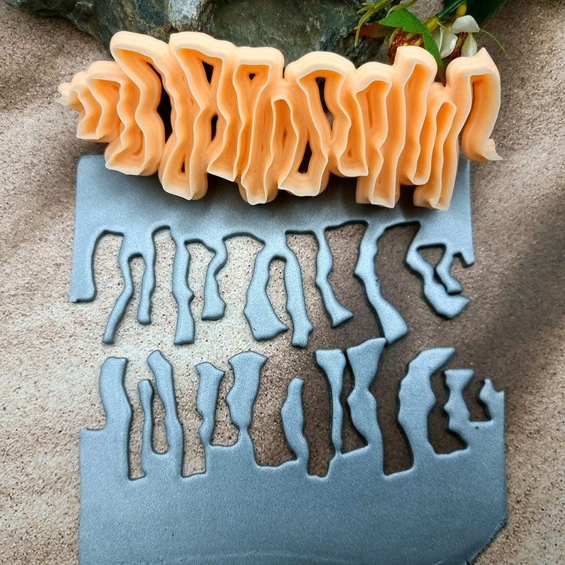 Rocky Edge #5 Clay Blade - 12 cm Patterned Edge for Polymer and Metal Clay image 4