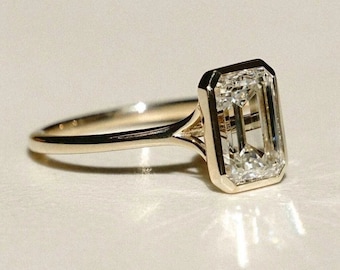 Emerald Cut Moissanite Bezel Set Dainty Engagement Solitaire Ring, Bezel Emerald Wedding Ring, 14k Gold Hybrid Moissanite Anniversary Ring
