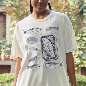 Sardines Tinned Fish Graphic Tee, Oversized Sardine Shirt, Aesthetic Coastal Granddaughter, Tomato Girl Summer Shirt, La Dolce Vida T-Shirt