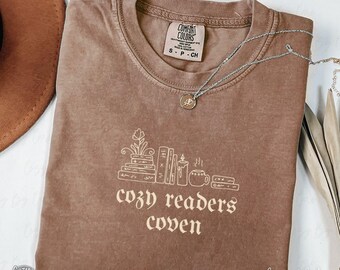 Cozy Readers Coven Shirt, Witchy Book Lover Womens Tee, Gothic Bookish Clothing, Best Friend Reading Lover Gift, Minimalist Bookworm T-Shirt