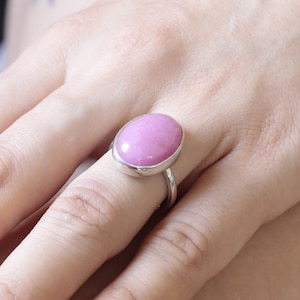 Natural Pink Jade Gemstone Ring, 925 Sterling Silver Ring, Oval Perfect Gift For Her, Statement Ring, Rings for Women, Handmade Jewelry Ring