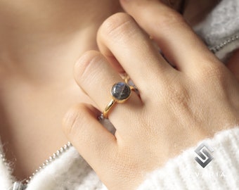 24K Gold Plated Natural Labradorite Crystal Handmade 925 Sterling Silver Gemstone Leo Ring Women's Design Wedding Gift Ring Protection Stone