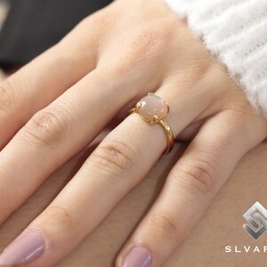 Natural Sunstone Crystal Handmade 24K Gold Plated 925Sterling Silver Round Gemstone Leo Ring Women Fancy Solitaire Gift Ring Inspiring Stone